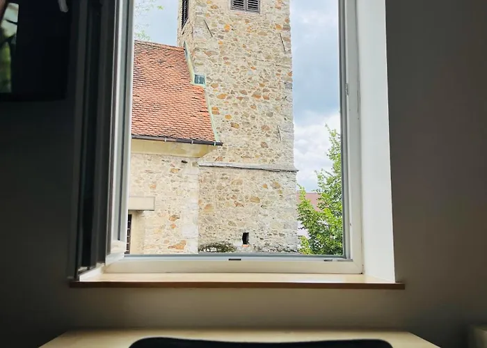 Apartman Blizu Centra In Na Robu Tivolija