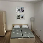 Blizu Centra In Na Robu Tivolija * ليوبليانا