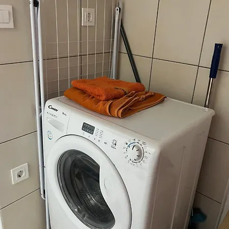 Apartment Blizu Centra In Na Robu Tivolija Laibach