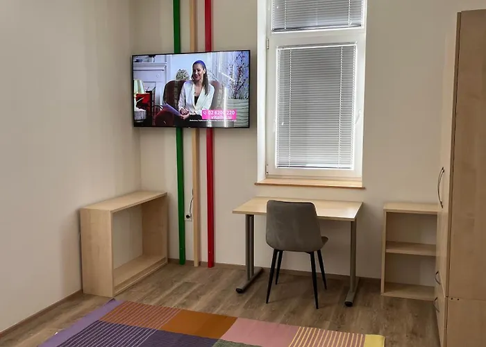 Apartma Blizu Centra In Na Robu Tivolija *